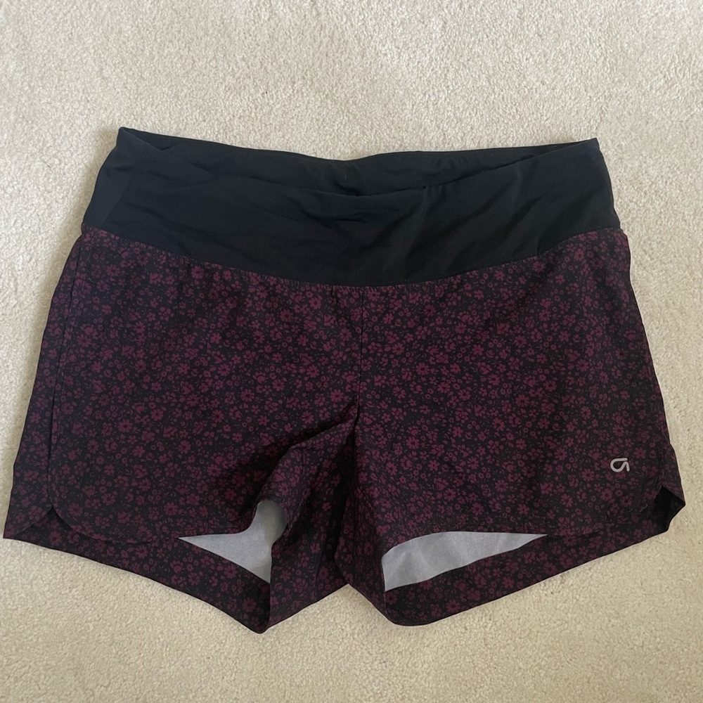 Gap maternity running shorts